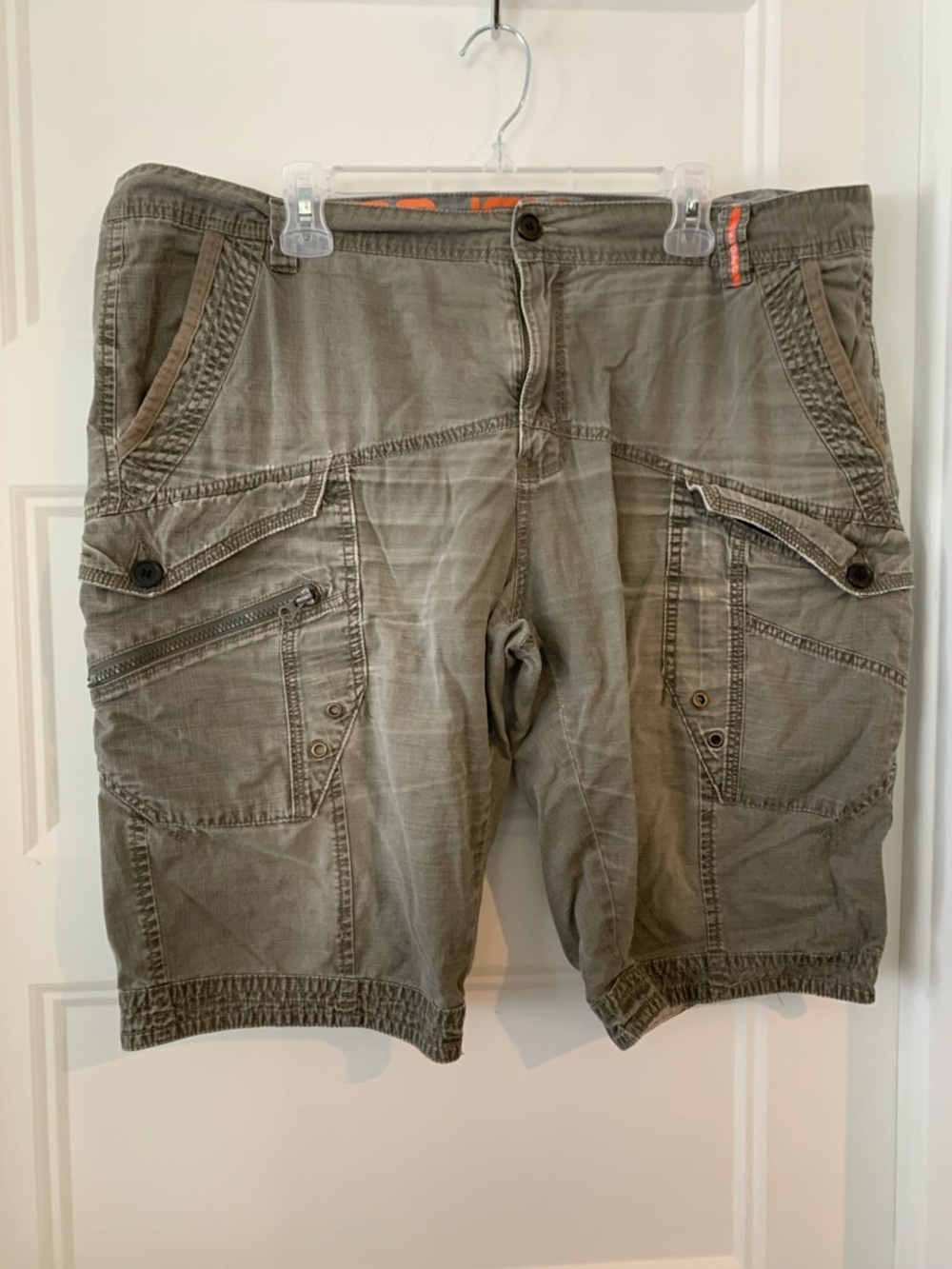 Projek raw , Men's Kaki Cargo Shorts